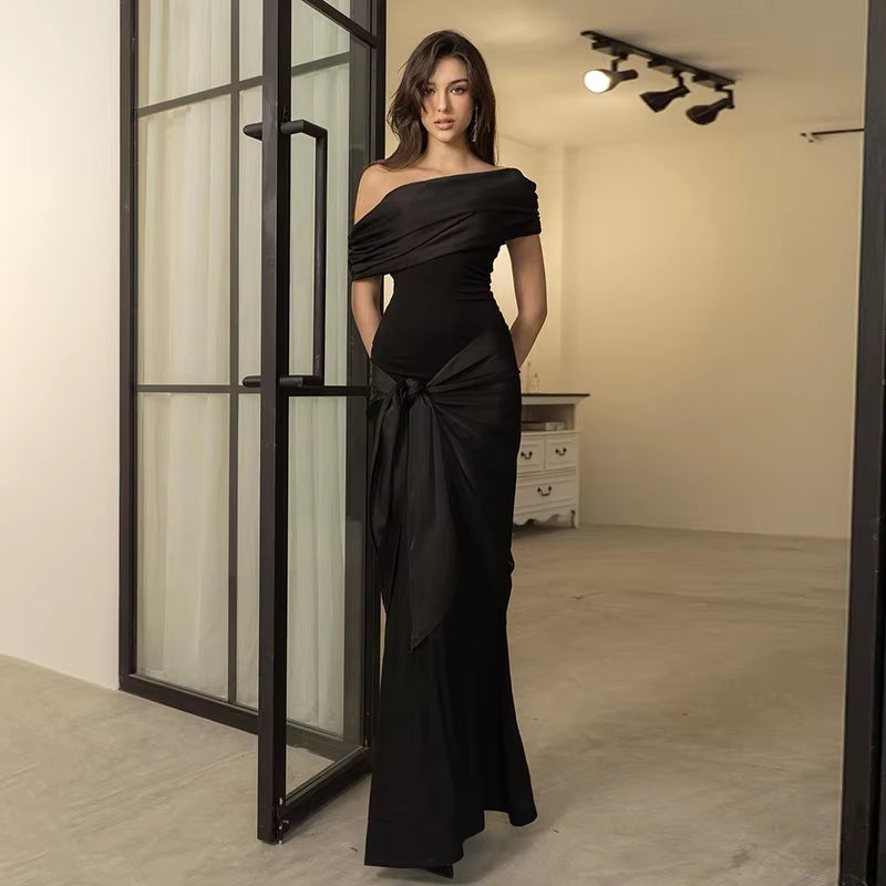 Elegant Black Maxi Dress with Slash Neck - Stylish Short Sleeve Bodycon Evening Gown for Women